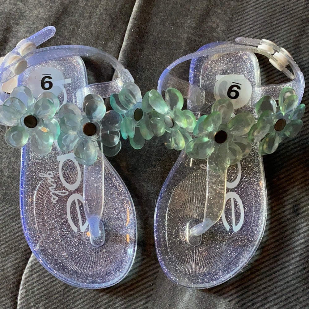 Kids sandals